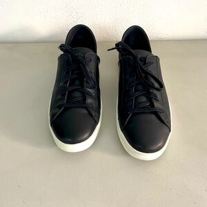 Freda Salvador EDA D’orsay Sneaker Size 8 1/2
Black Leather